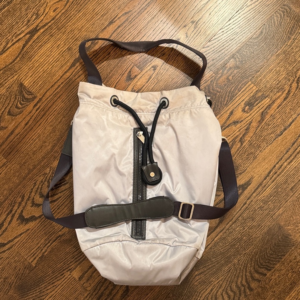 LULULEMON BUCKET BAG